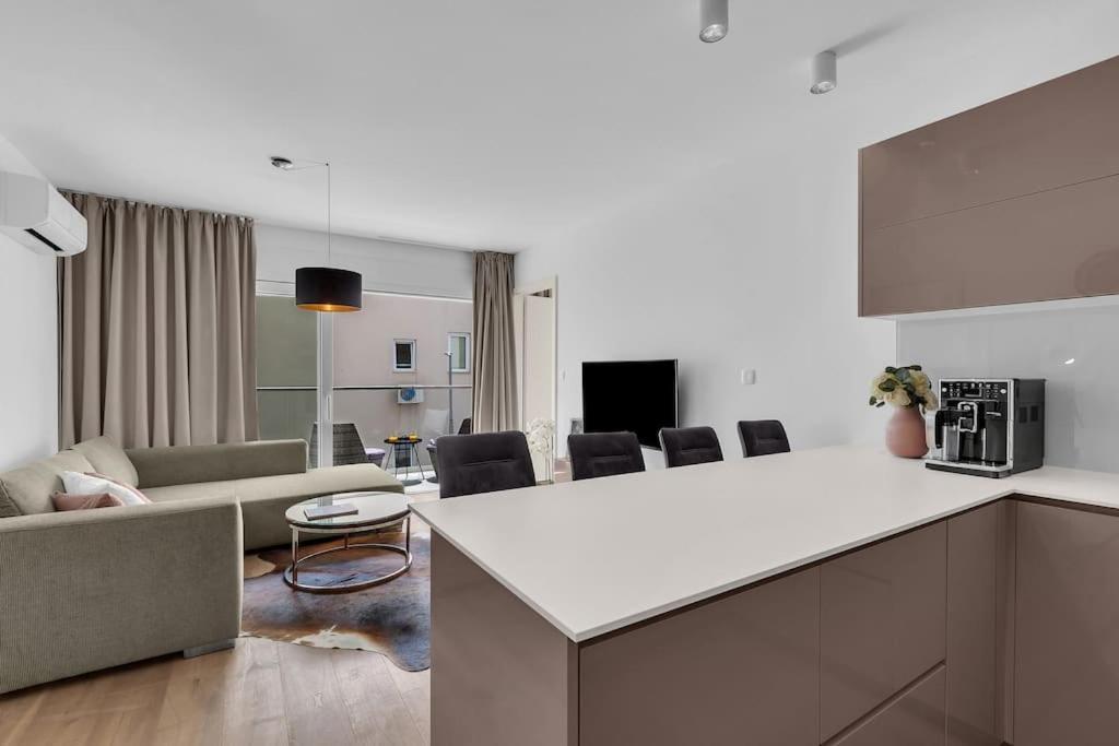 Apartment Dals - Makarska Exklusiv Tučepi Exterior foto